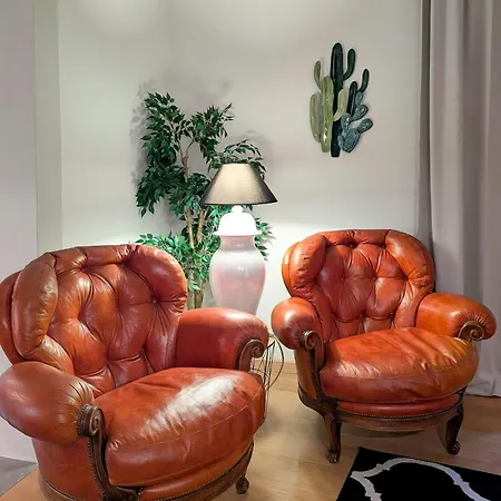 Small Castle With Sea View In カンピーリア・マリッティマ